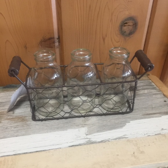NWT Bottles W/Wire Carrier - Picture 2 of 4